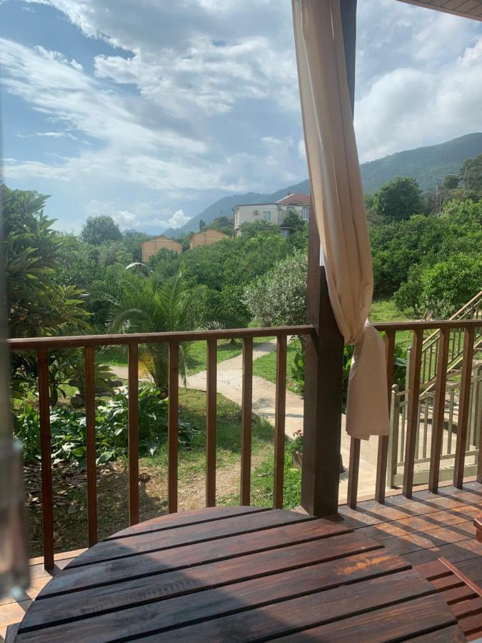 Gostievoi Dom Meri New Athos Esterno foto