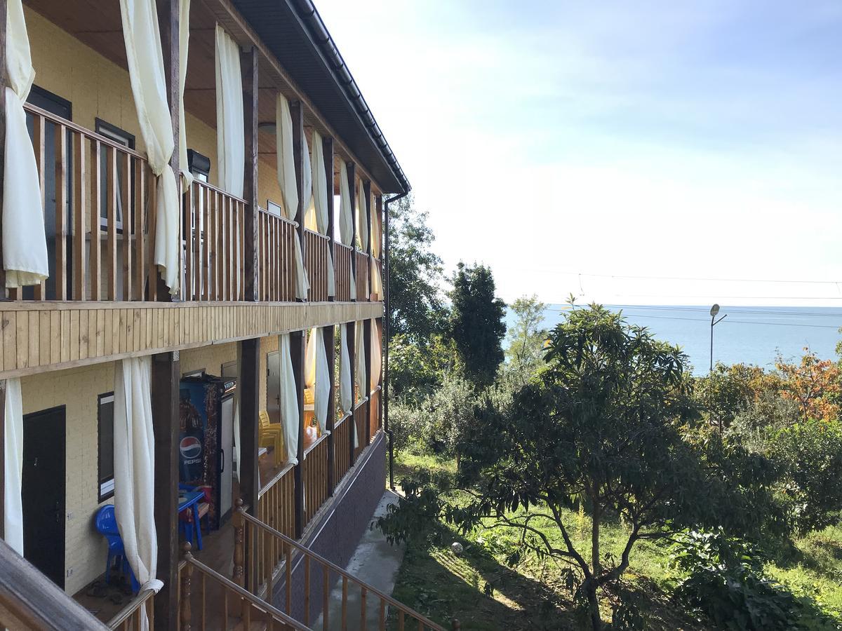 Gostievoi Dom Meri New Athos Esterno foto